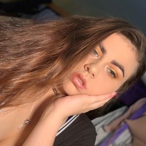 Meet your Posher, Kaitlyn